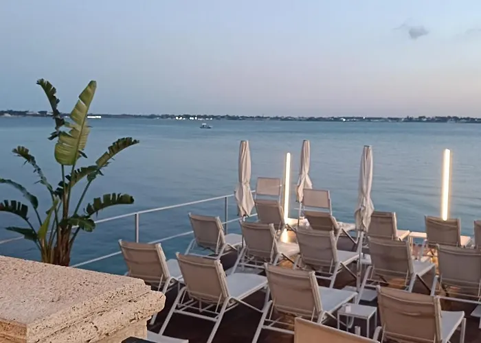 Krizia Mare Lejlighed Avola