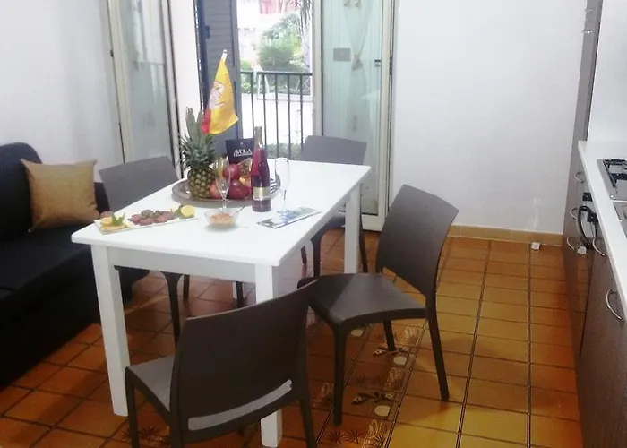Apartament Krizia Mare *